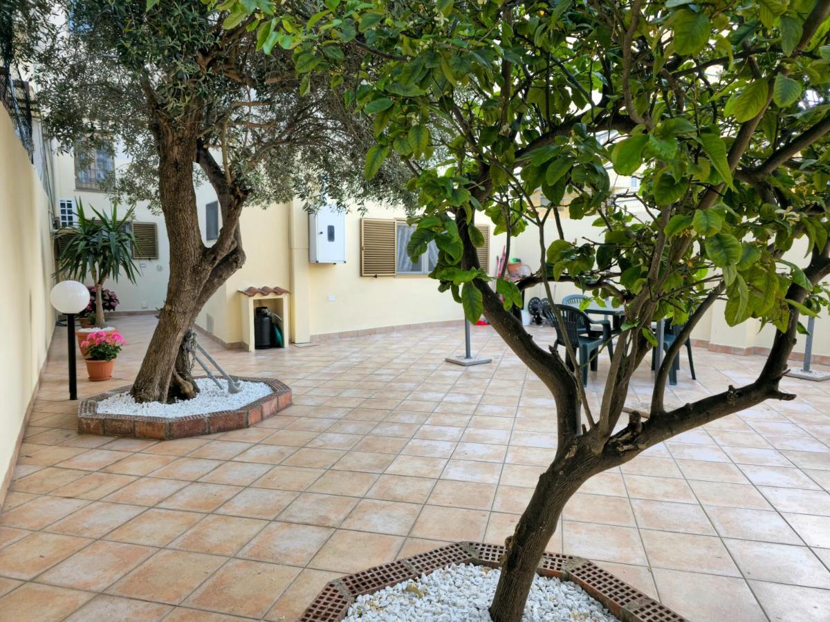 Valery House Apartment Cagliari Ngoại thất bức ảnh
