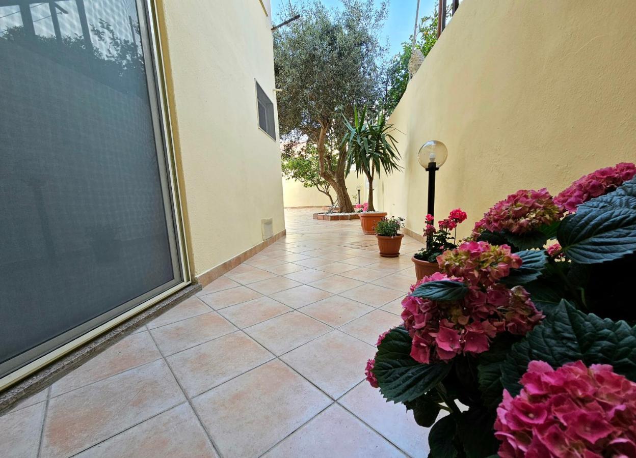 Valery House Apartment Cagliari Ngoại thất bức ảnh