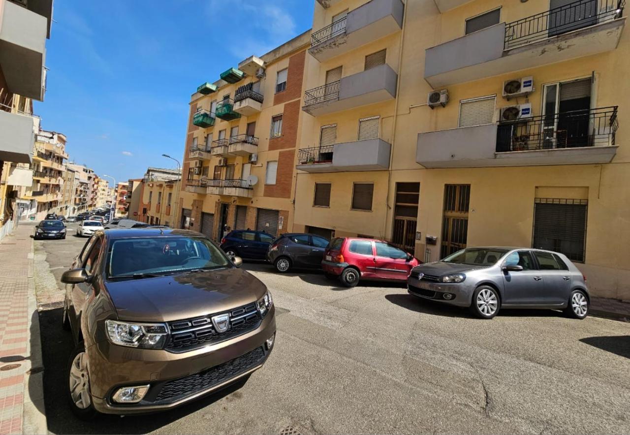 Valery House Apartment Cagliari Ngoại thất bức ảnh